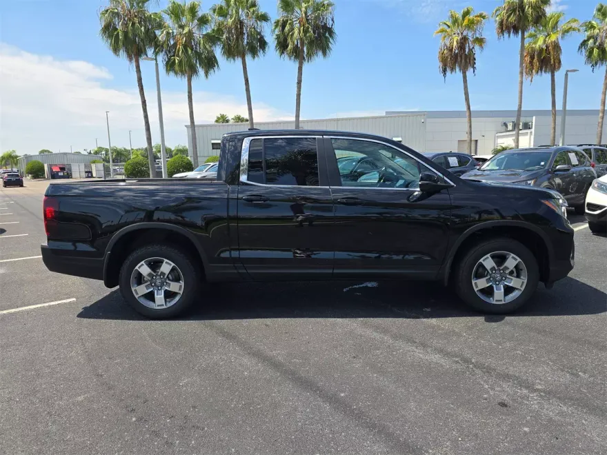 2025 Honda Ridgeline RTL photo 1