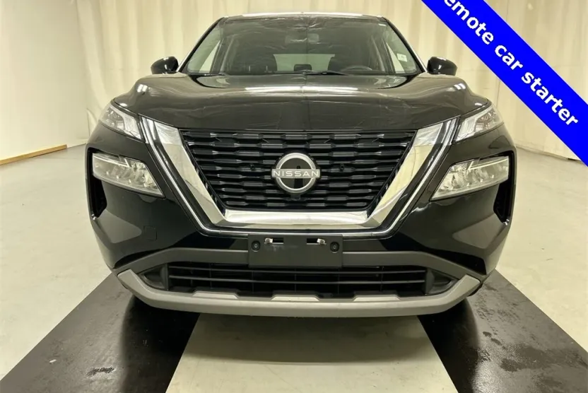 2023 Nissan Rogue SV photo 1