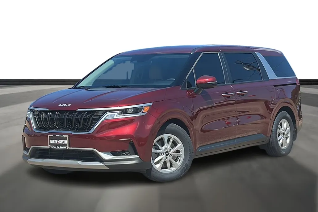 2024 Kia Carnival LX photo 1
