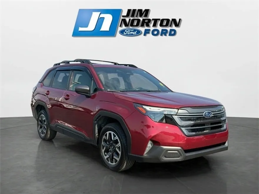 2025 Subaru Forester Premium photo 1