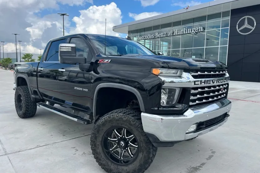 2020 Chevrolet Silverado 2500HD LTZ photo 1