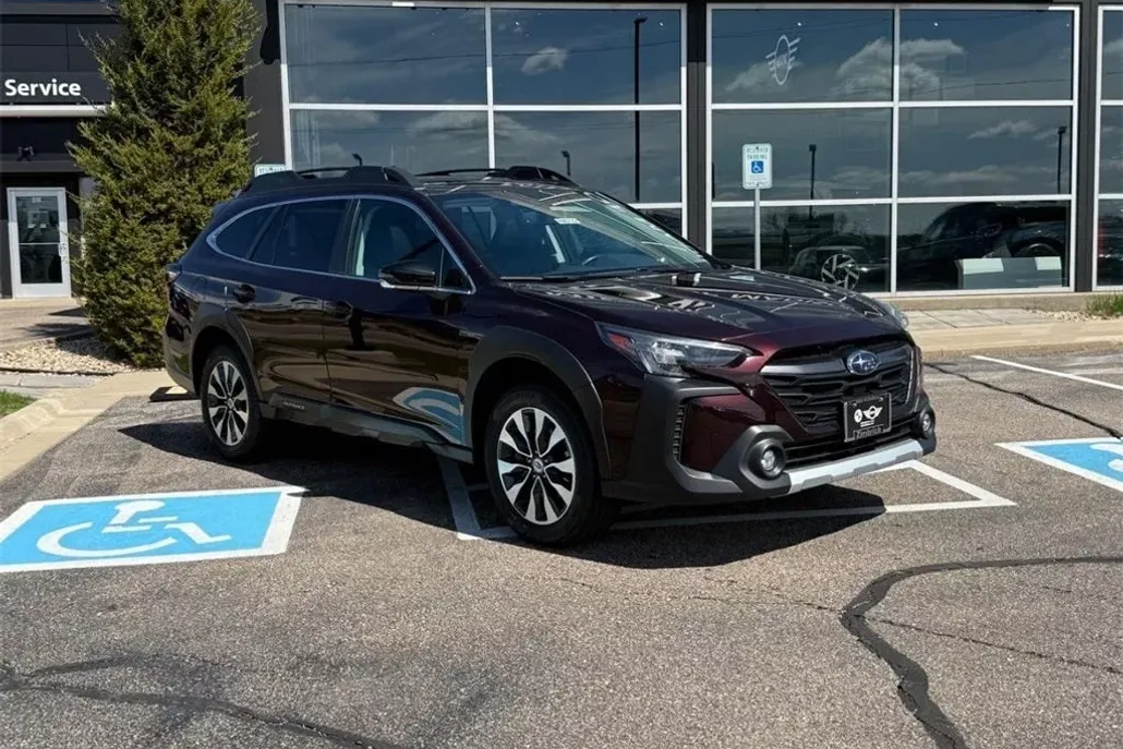2023 Subaru Outback Limited photo 1