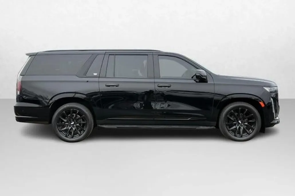 2024 Cadillac Escalade ESV Sport Platinum photo 1