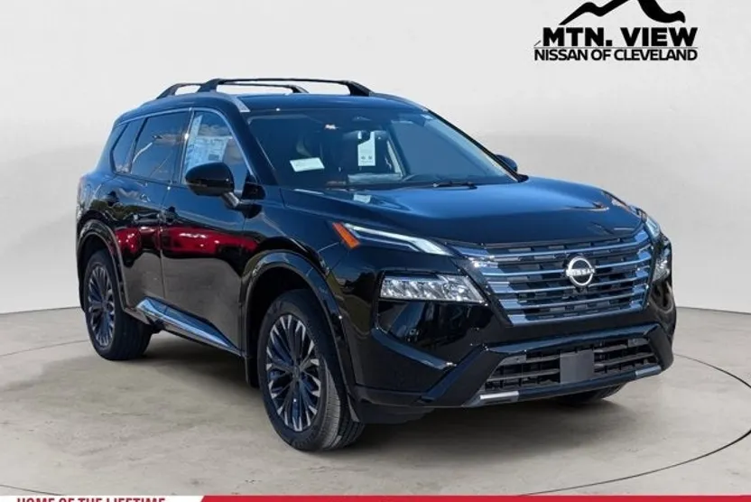 2026 Nissan Rogue Platinum photo 1