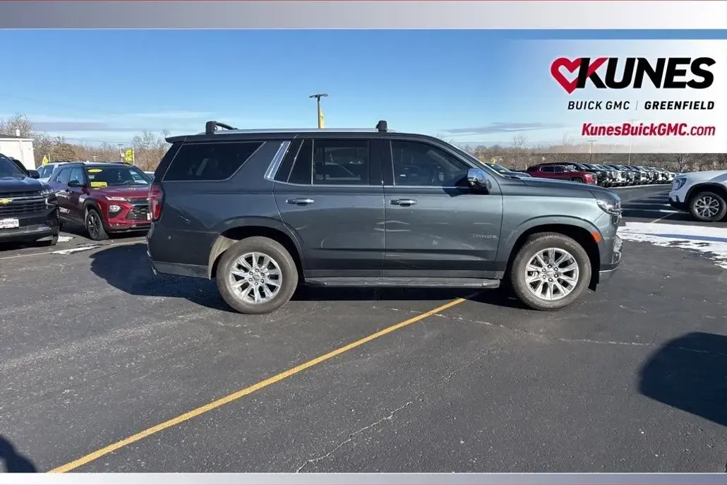 2021 Chevrolet Tahoe Premier photo 1