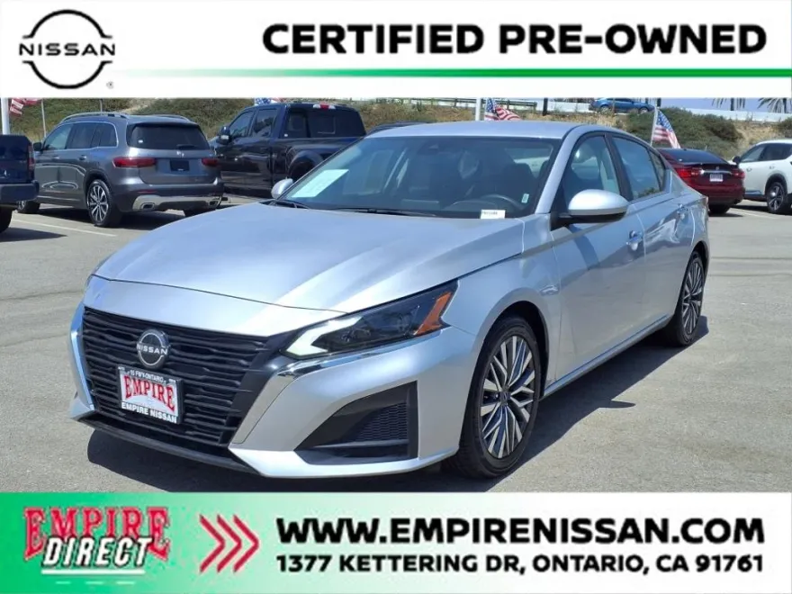 2023 Nissan Altima 2.5 SV photo 1