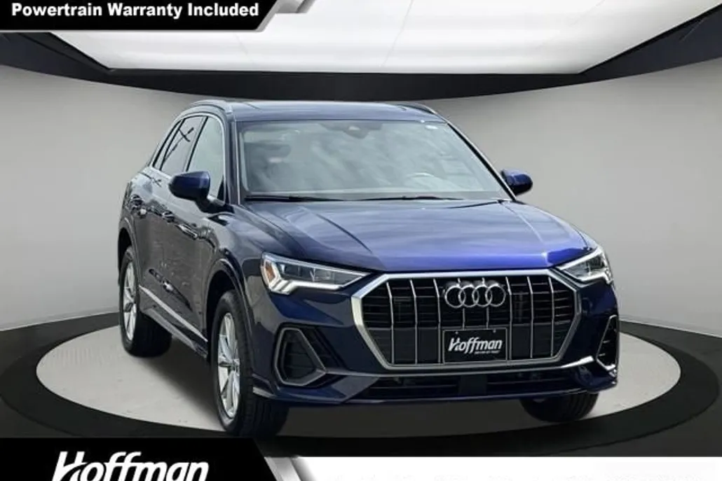 2025 Audi Q3 S line Premium photo 1