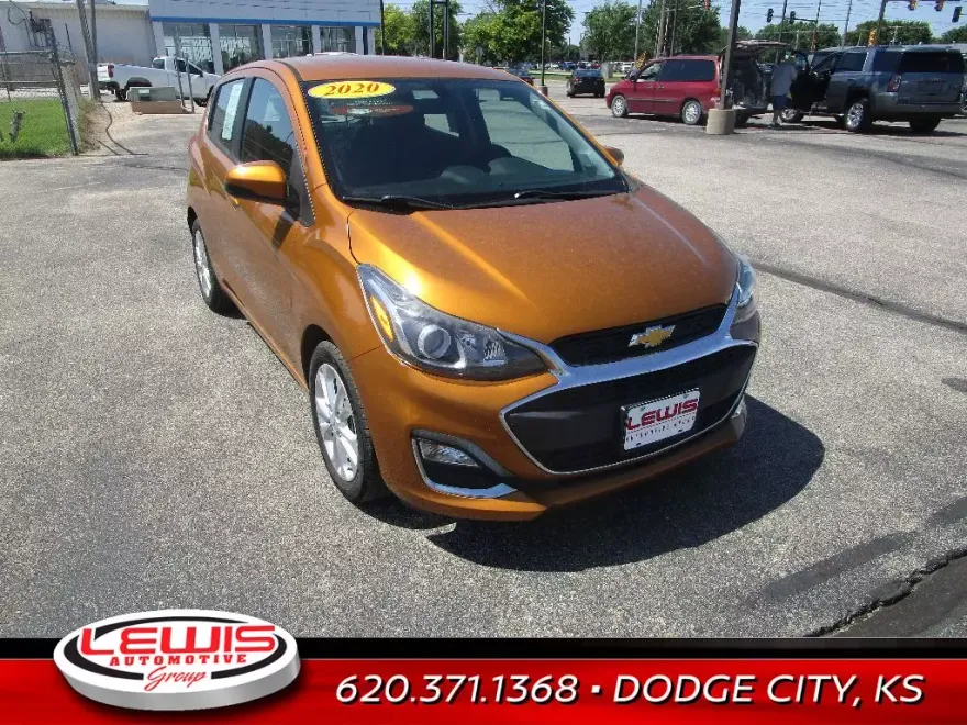 2020 Chevrolet Spark 1LT LT photo 1