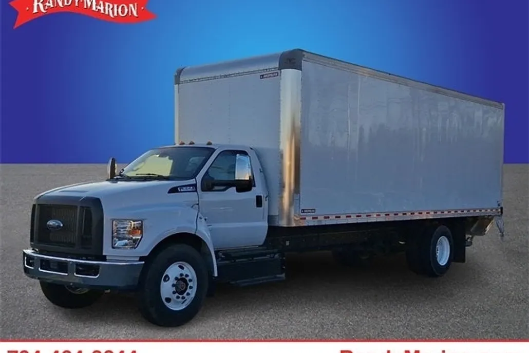 2023 Ford F-650 photo 1