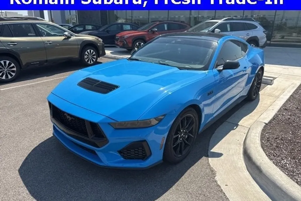 2025 Ford Mustang GT Premium photo 1