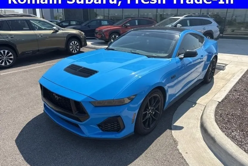 2025 Ford Mustang GT Premium photo 1