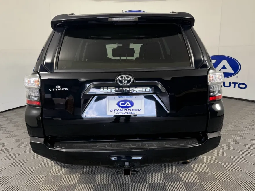2021 Toyota 4Runner SR5 Premium photo 1