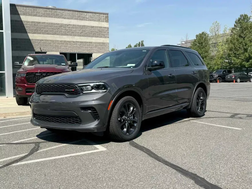 2025 Dodge Durango GT photo 1