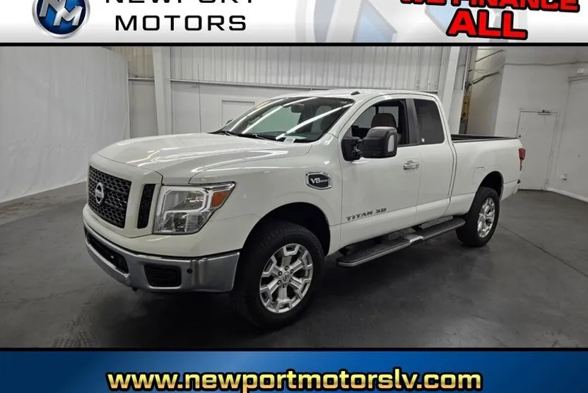 2019 Nissan Titan SV photo 1