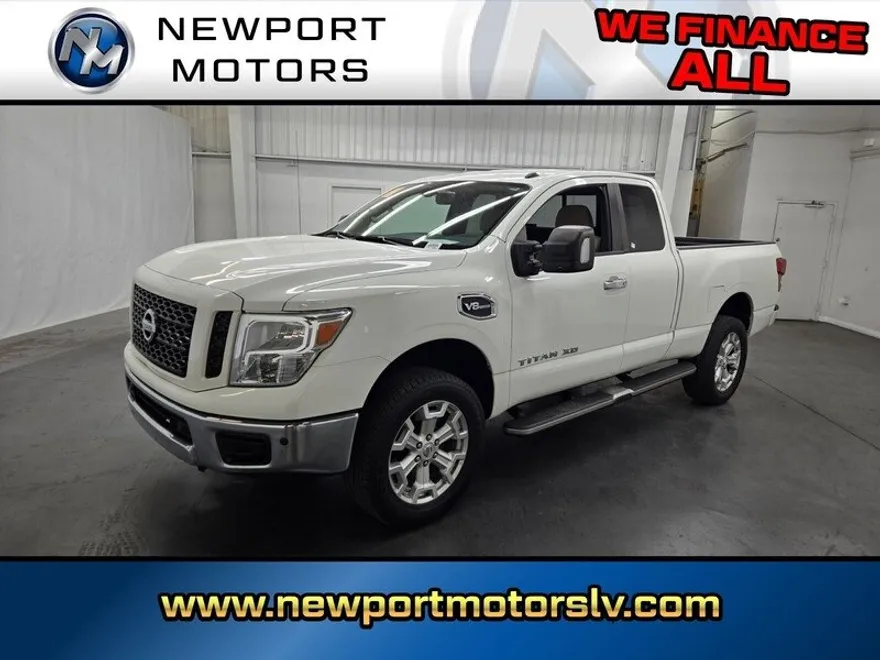 2019 Nissan Titan SV photo 1