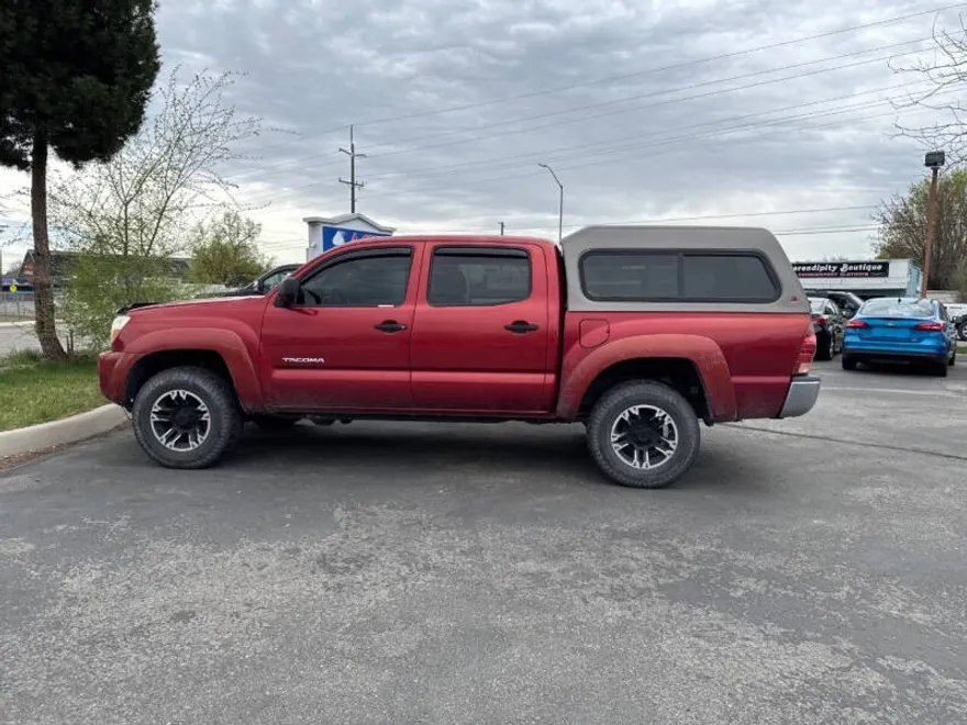 2005 Toyota Tacoma V6 photo 1