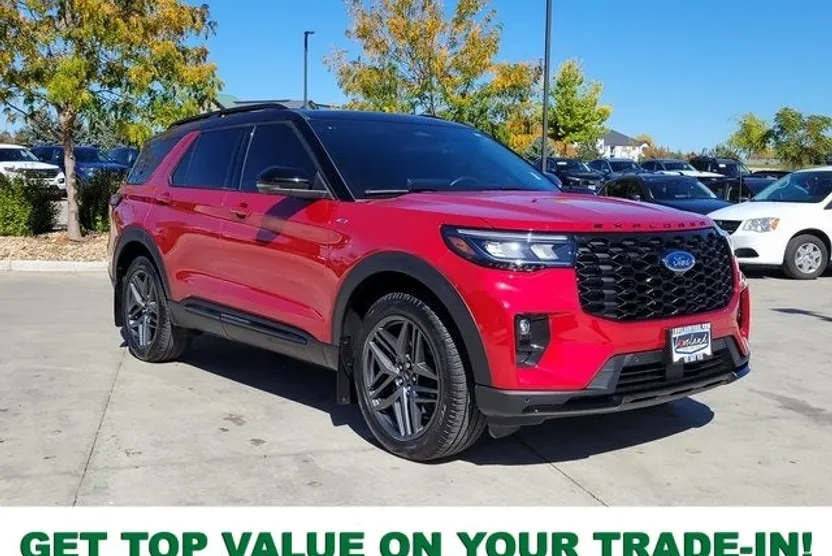 2025 Ford Explorer ST-Line photo 1