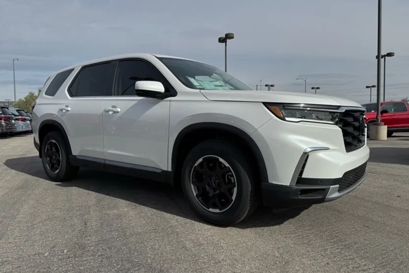2025 Honda Pilot EX-L photo 1