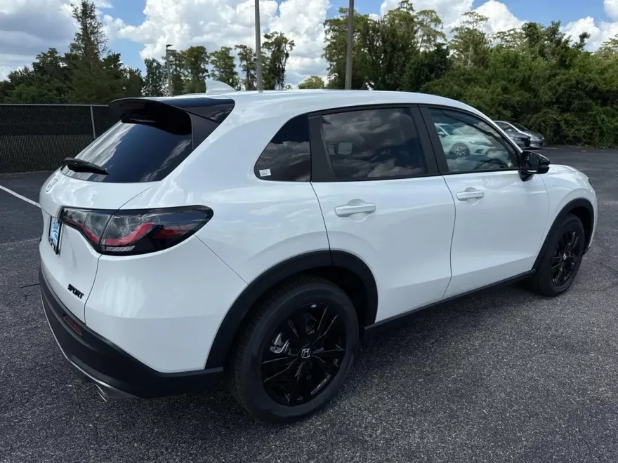2026 Honda HR-V Sport photo 1