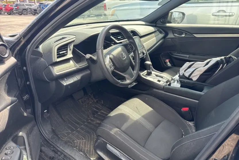 2018 Honda Civic EX photo 1