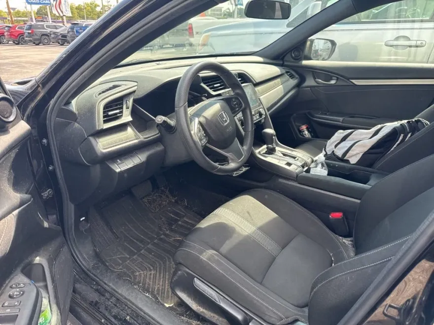 2018 Honda Civic EX photo 1