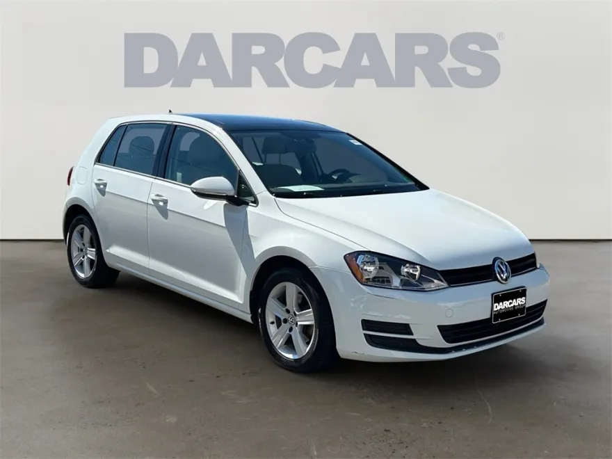 2017 Volkswagen Golf TSI S photo 1