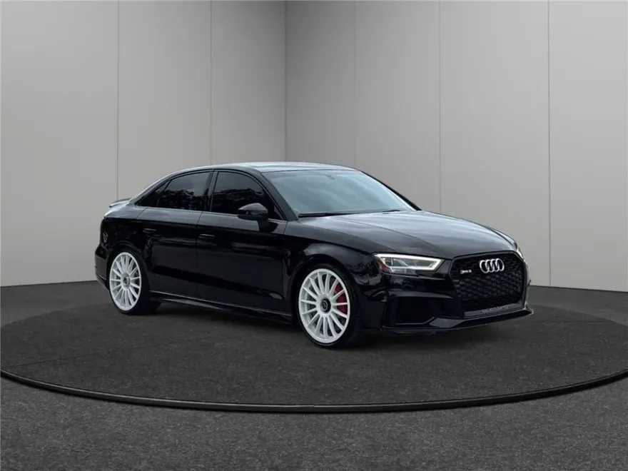 2018 Audi RS 3 Base photo 1