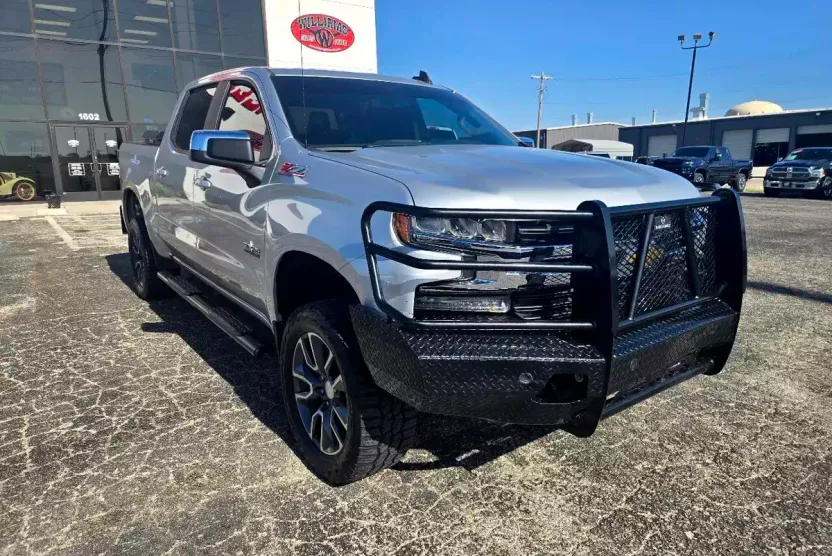 2021 Chevrolet Silverado 1500 photo 1