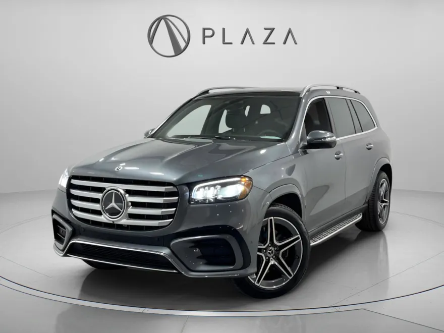 2025 Mercedes Benz GLS 450 4MATIC photo 1