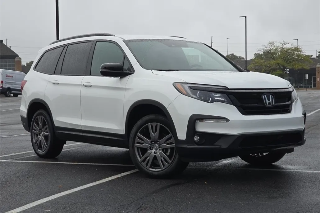 2022 Honda Pilot Sport photo 1