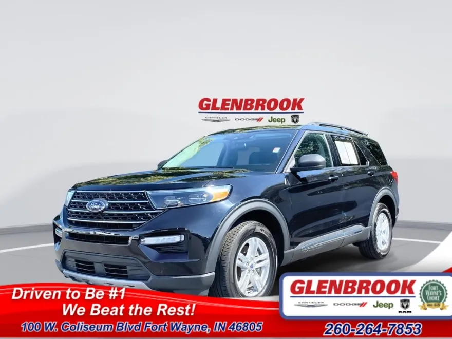2023 Ford Explorer XLT photo 1