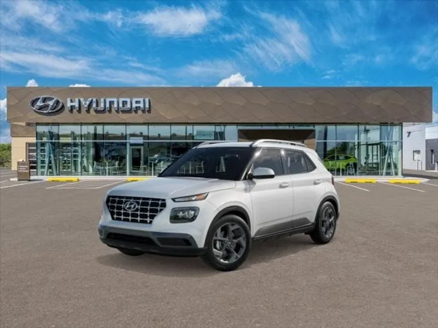 2025 Hyundai Venue SEL photo 1
