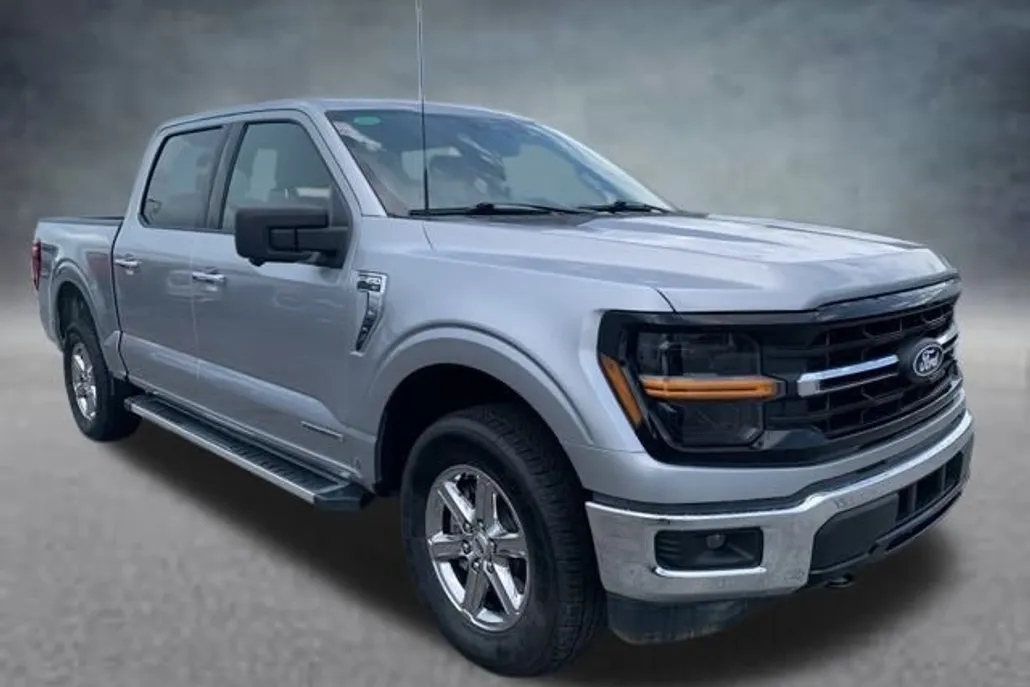 2024 Ford F-150 XLT photo 1