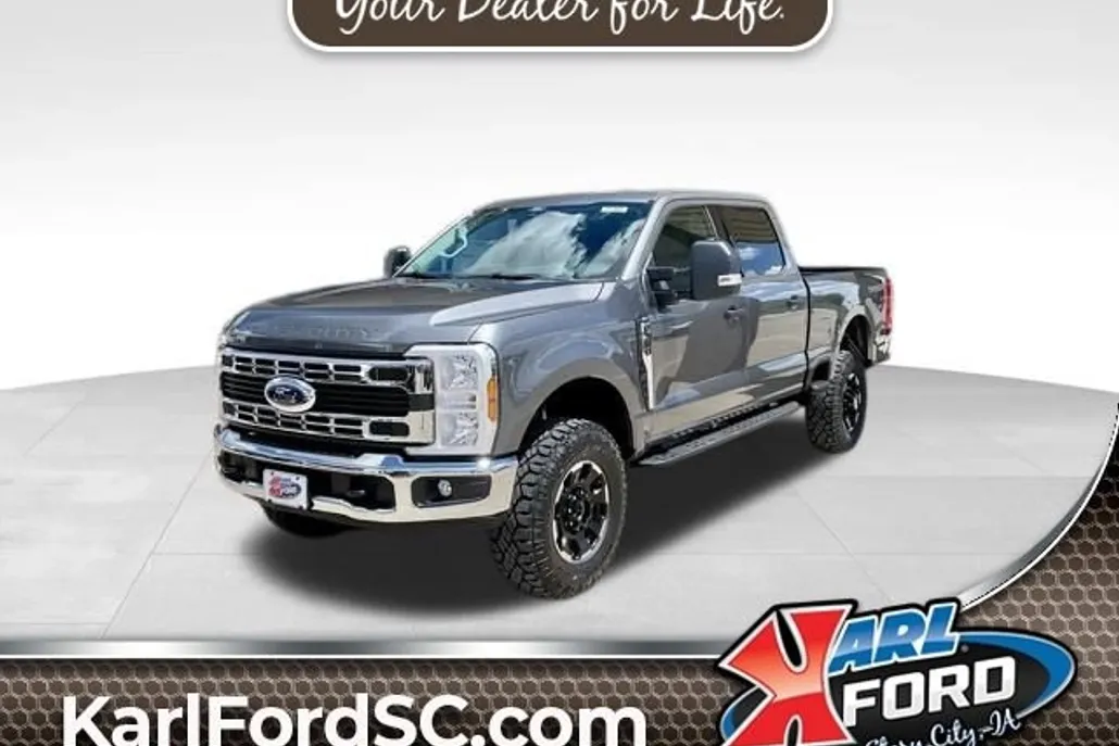 2025 Ford F-350 XLT photo 1