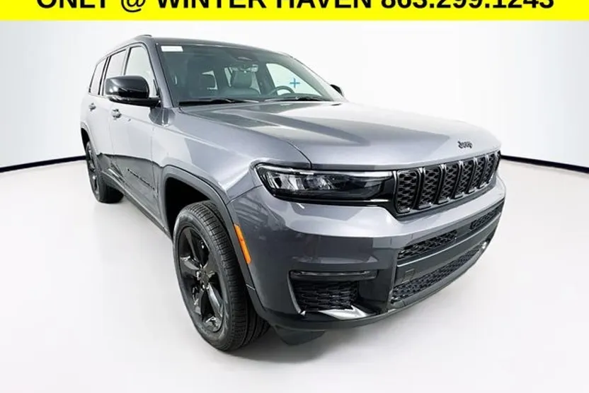 2025 Jeep Grand Cherokee Limited photo 1
