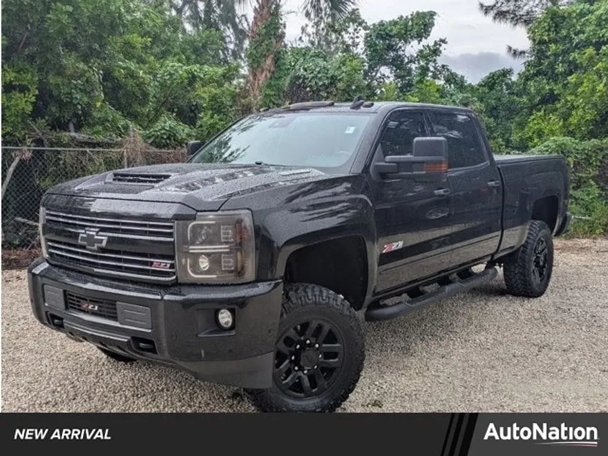 2019 Chevrolet Silverado 2500HD LTZ photo 1