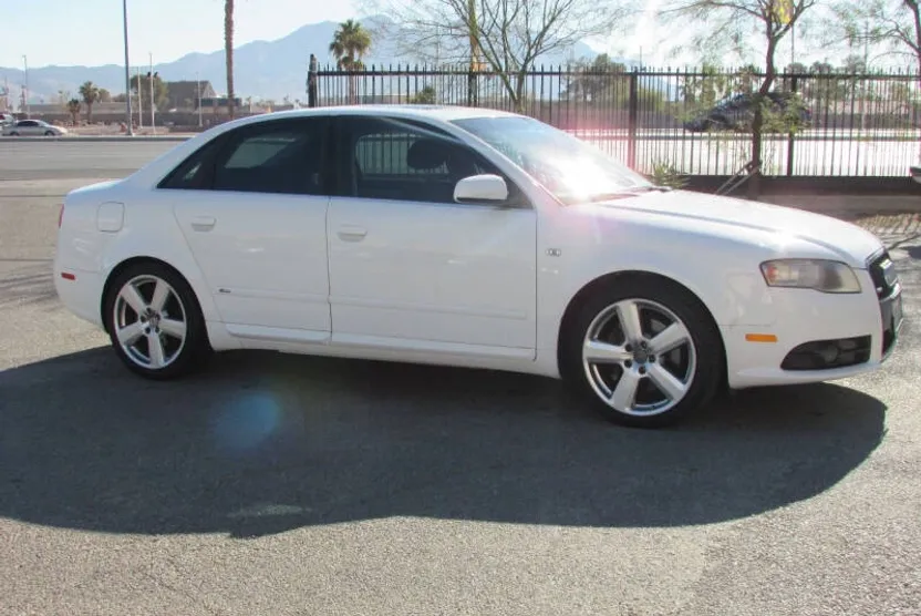 2008 Audi A4 2.0T S line photo 1