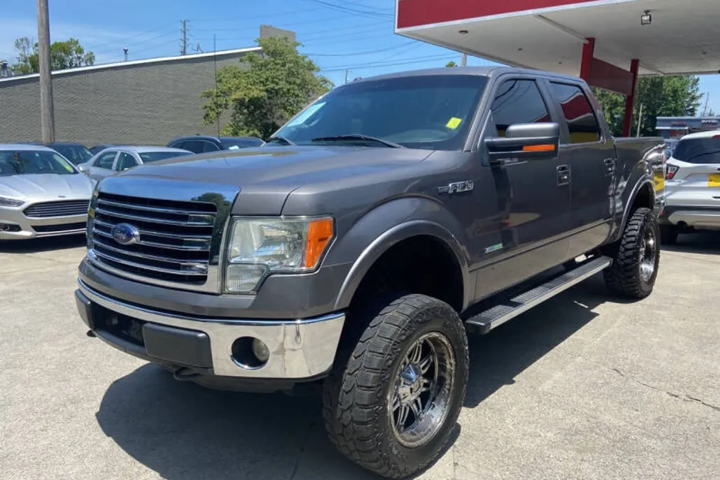 2013 Ford F-150 Lariat photo 1