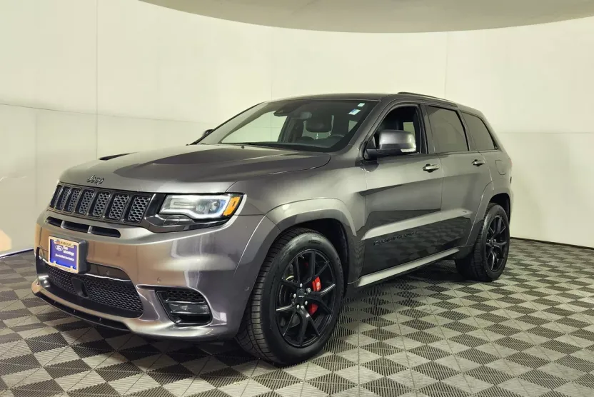 2018 Jeep Grand Cherokee SRT8 photo 1