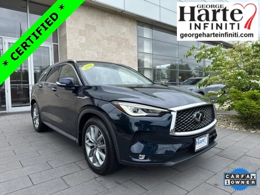 2022 Infiniti QX50 Essential photo 1