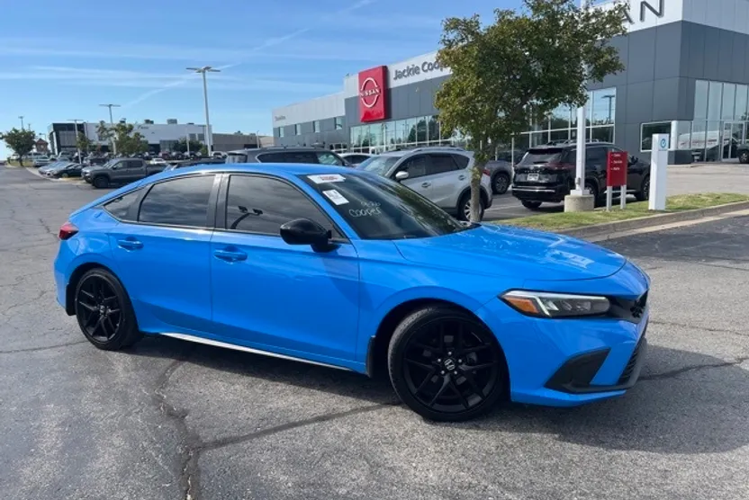 2022 Honda Civic Sport photo 1