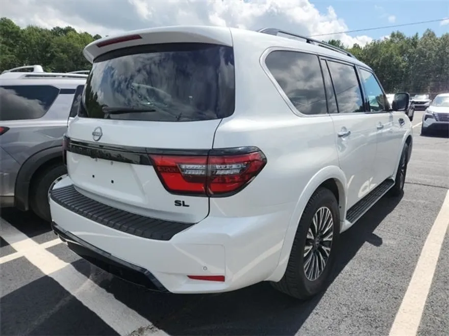 2024 Nissan Armada SL photo 1