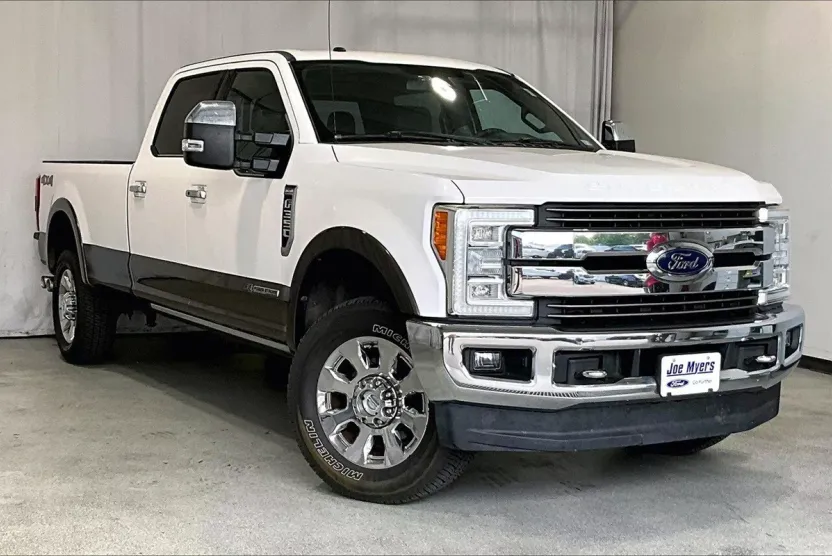 2017 Ford F-350 photo 1