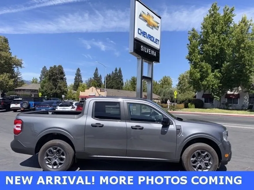2024 Ford Maverick XLT photo 1