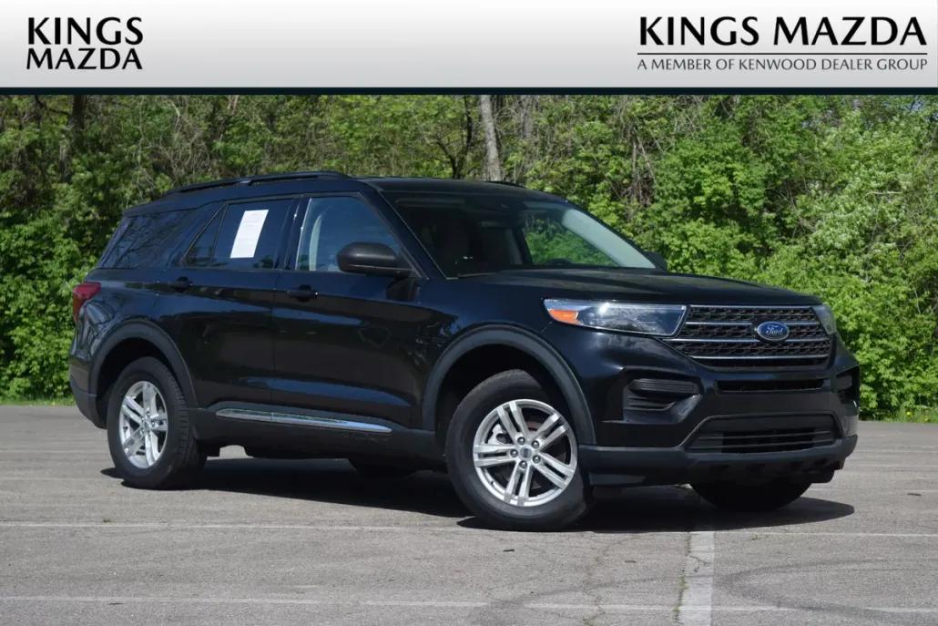 2022 Ford Explorer XLT photo 1