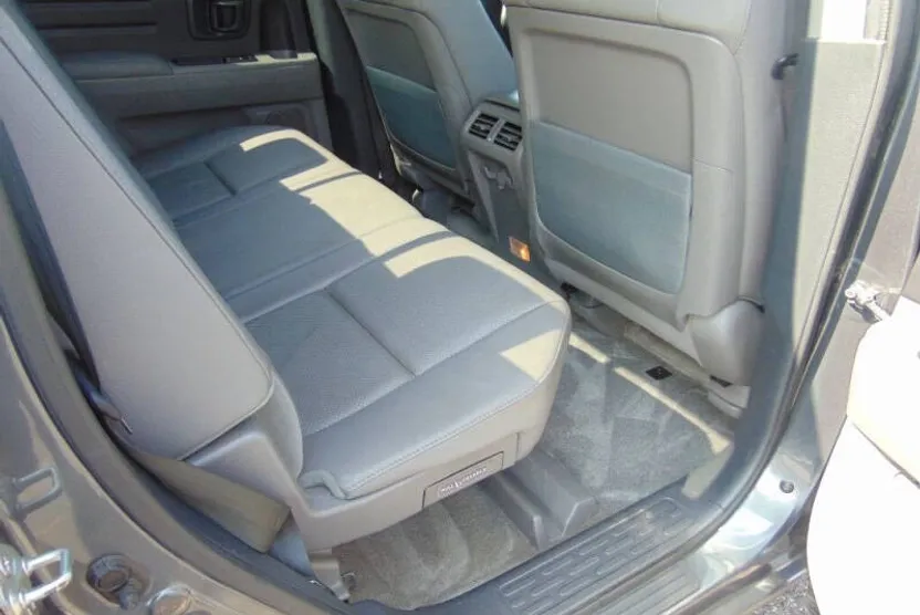 2011 Honda Ridgeline RTL photo 1