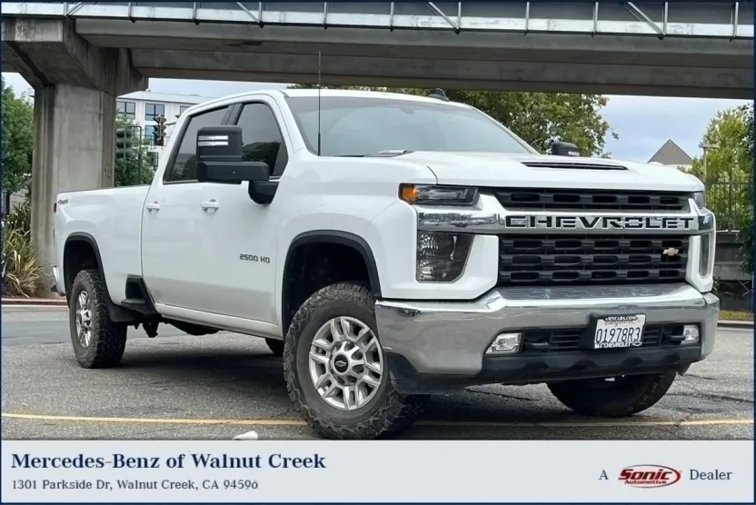 2023 Chevrolet Silverado 2500HD LT photo 1