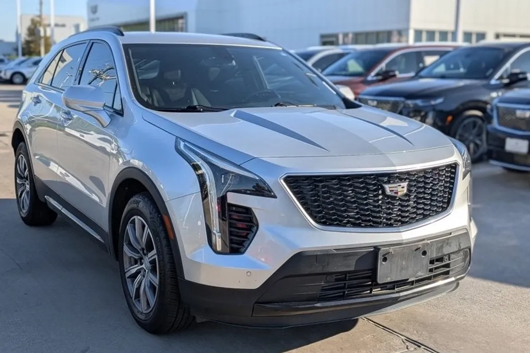 2019 Cadillac XT4 Sport photo 1