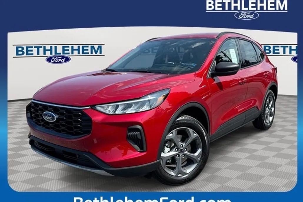 2025 Ford Escape ST-Line photo 1