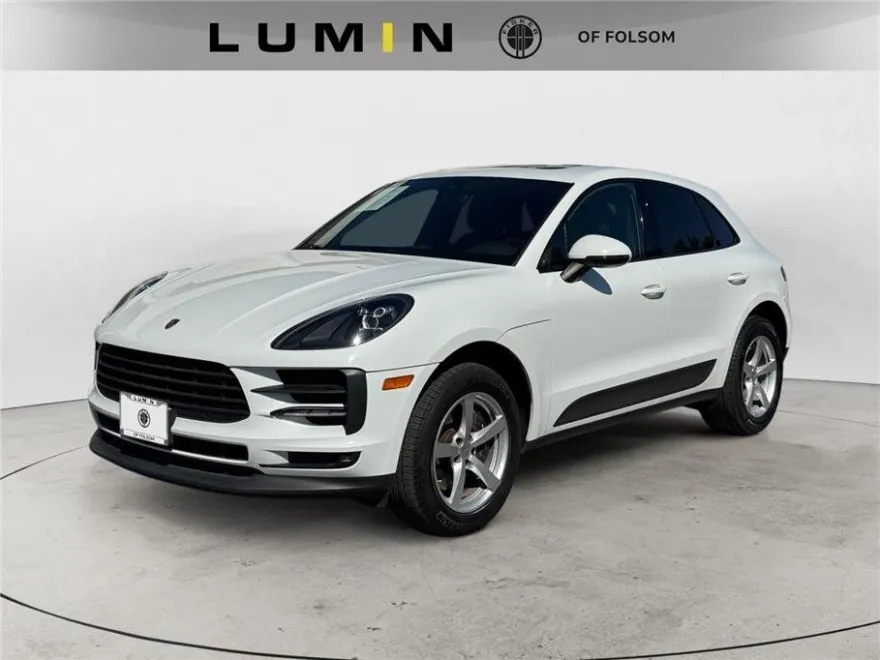 2021 Porsche Macan Base photo 1